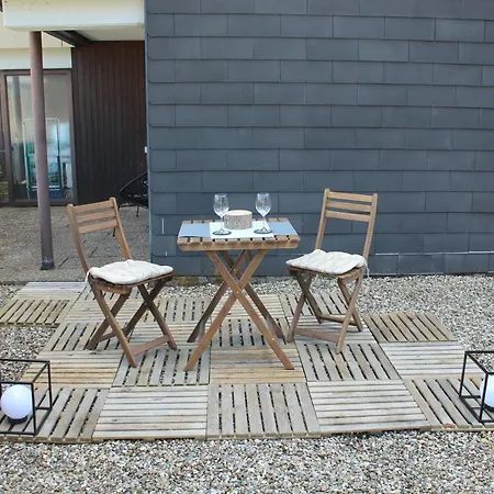 1-zimmer-apartment Mit Grossem Balkon * Schönwalde